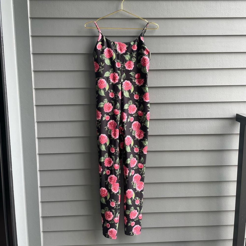 Alice + Olivia | Nelda Spaghetti Strap Catsuit